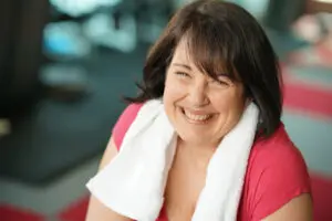 Woman exercising after bariatric surgery.